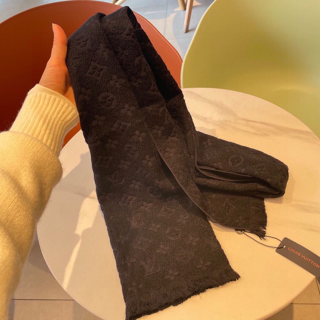 Louis Vuitton Scarf